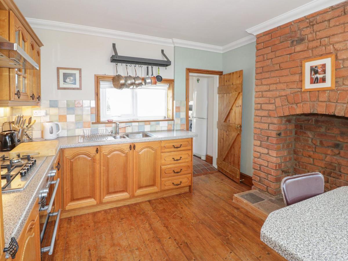 Jasmine Cottage Rhyl Exteriör bild